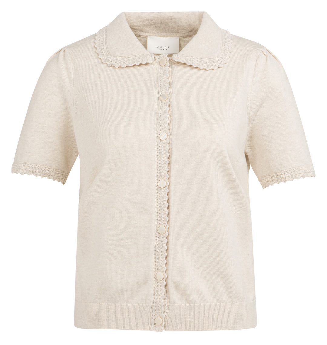 Cardigan en maille fine – Manches courtes col chemise boutonné
