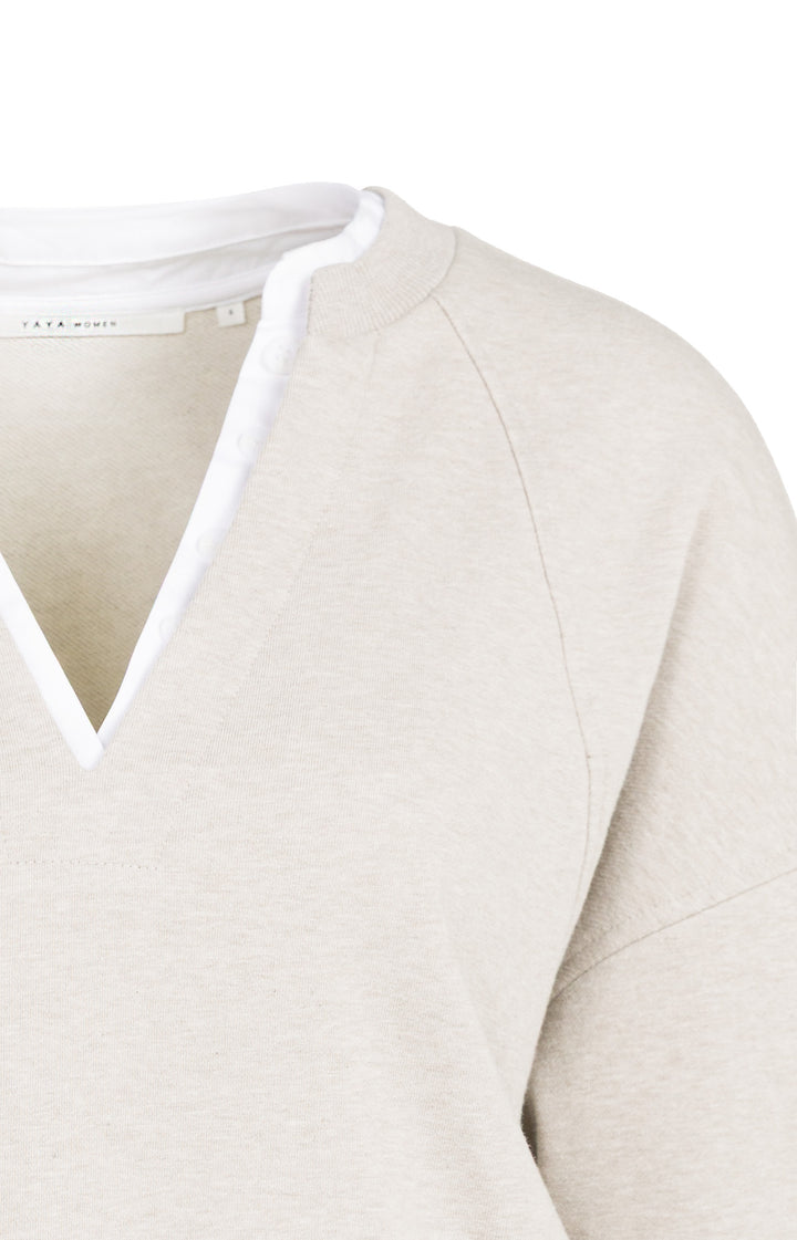 Pull col en V avec col tissé - Coupe décontractée et confortable