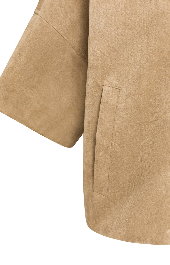 Veste en suédine à manches courtes  - Oversize au style moderne et texturé