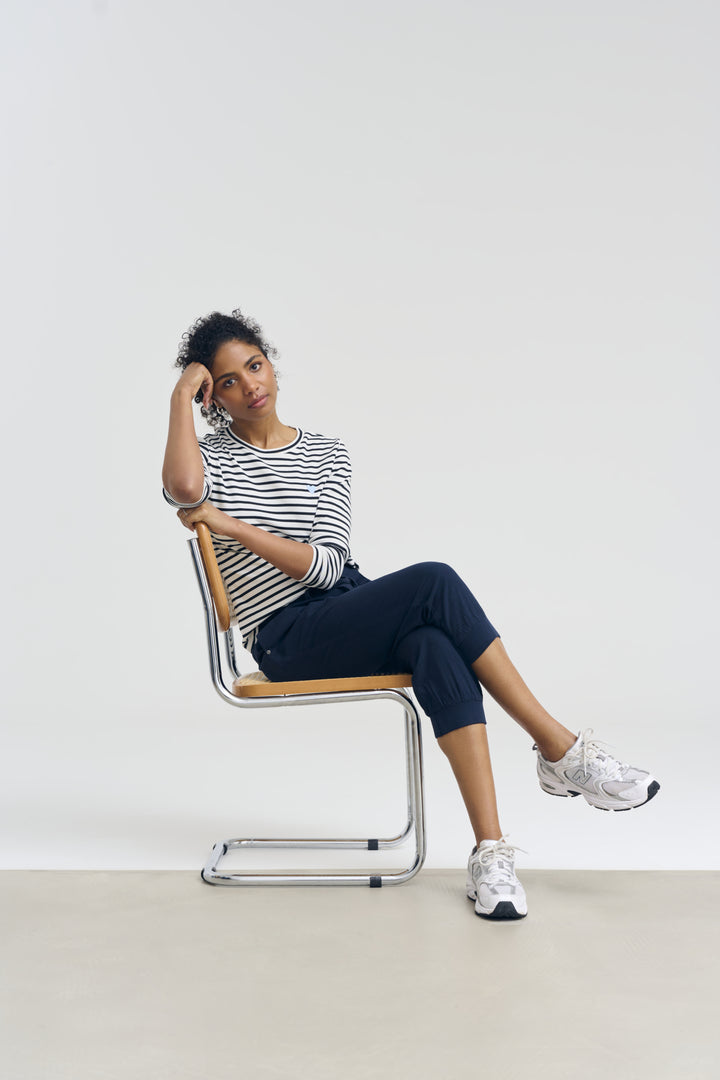 Naya Capri Trousers with Slim-Fit Calves - 100% Cotton