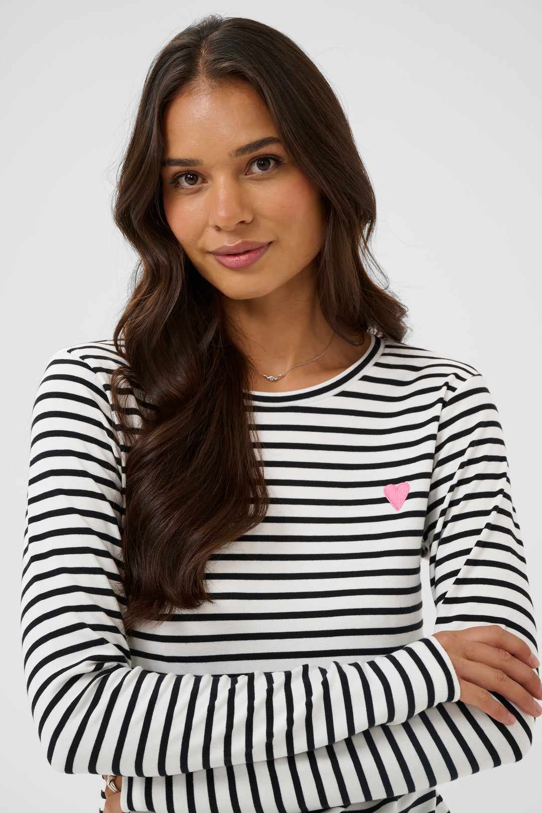 Pull à rayures et broderie de coeur Liddy**