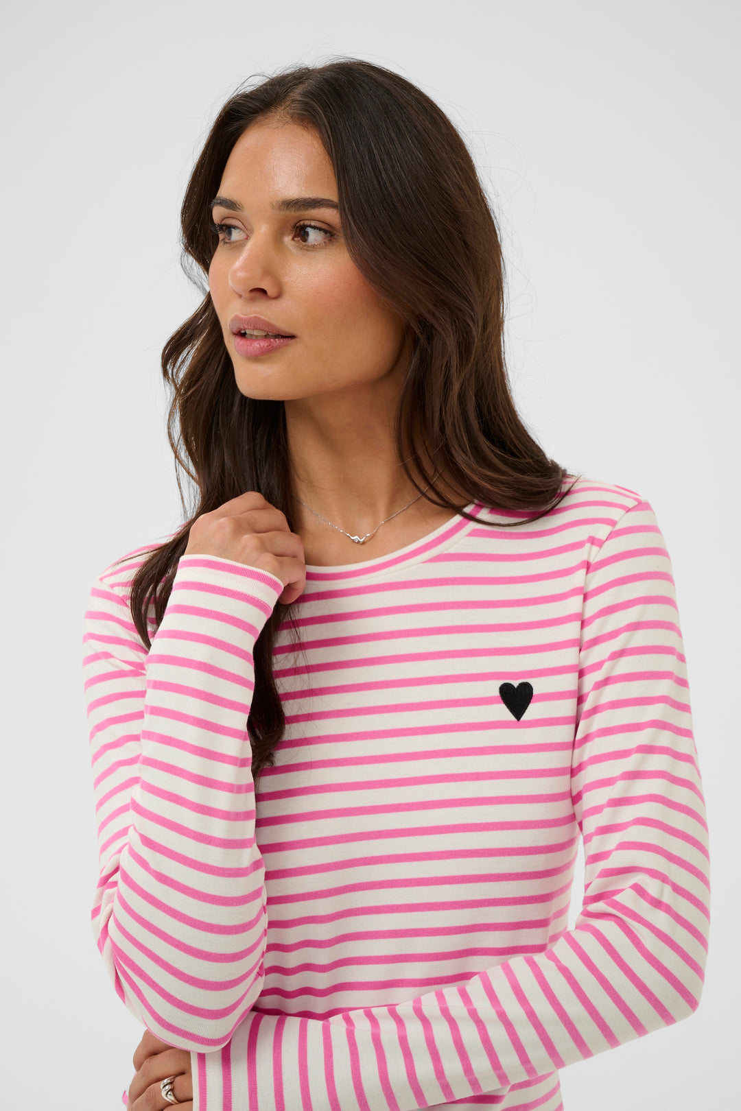 Pull à rayures et broderie de coeur Liddy**
