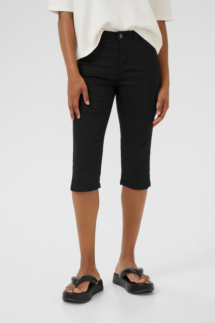 Zelina Denim Capris - Slim Fit