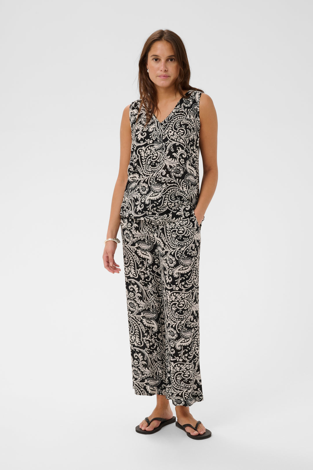 Haut sans manches Amber – Encolure en V 100% Viscose (LENZINGT ECOVEROT)