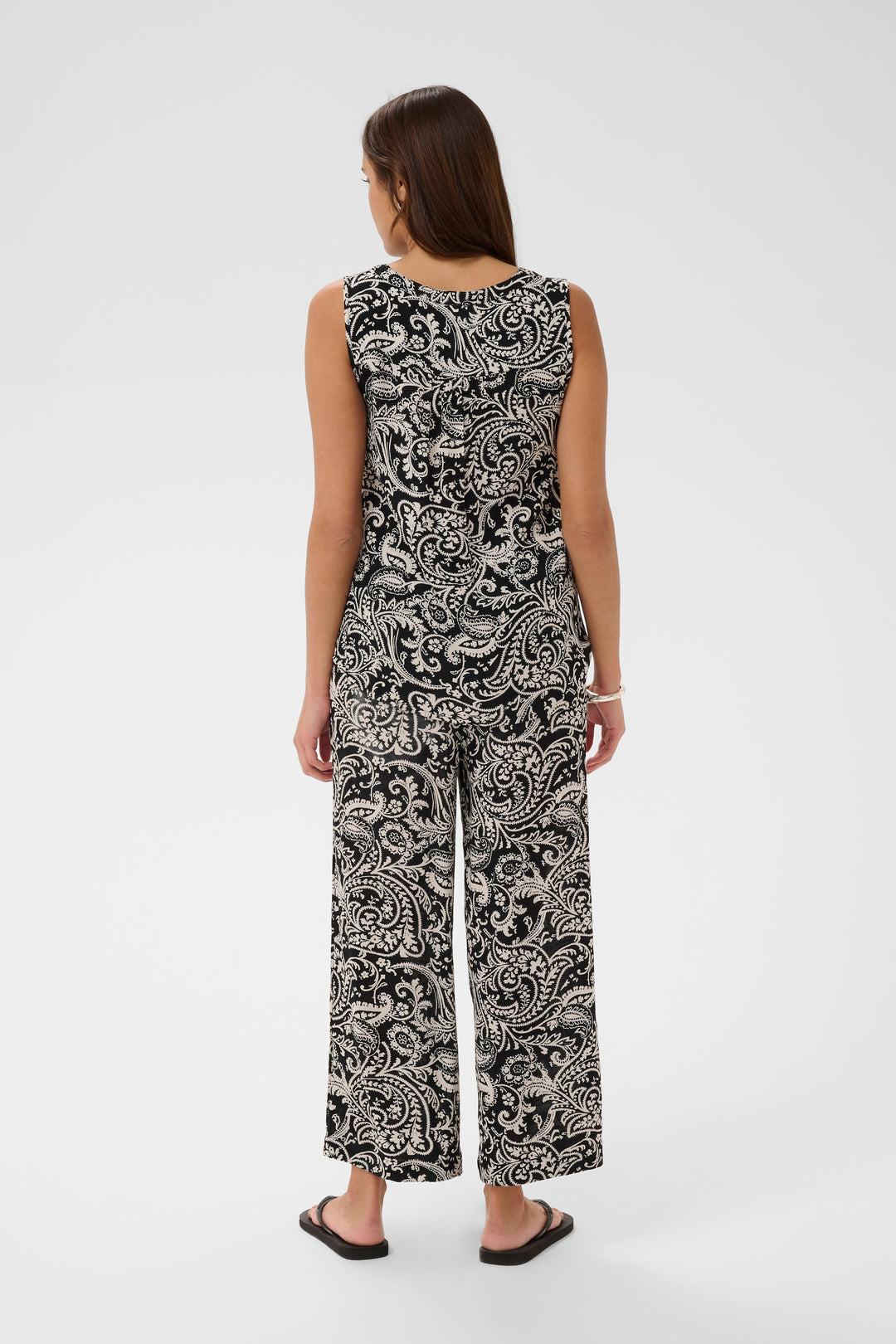 Haut sans manches Amber – Encolure en V 100% Viscose (LENZINGT ECOVEROT)