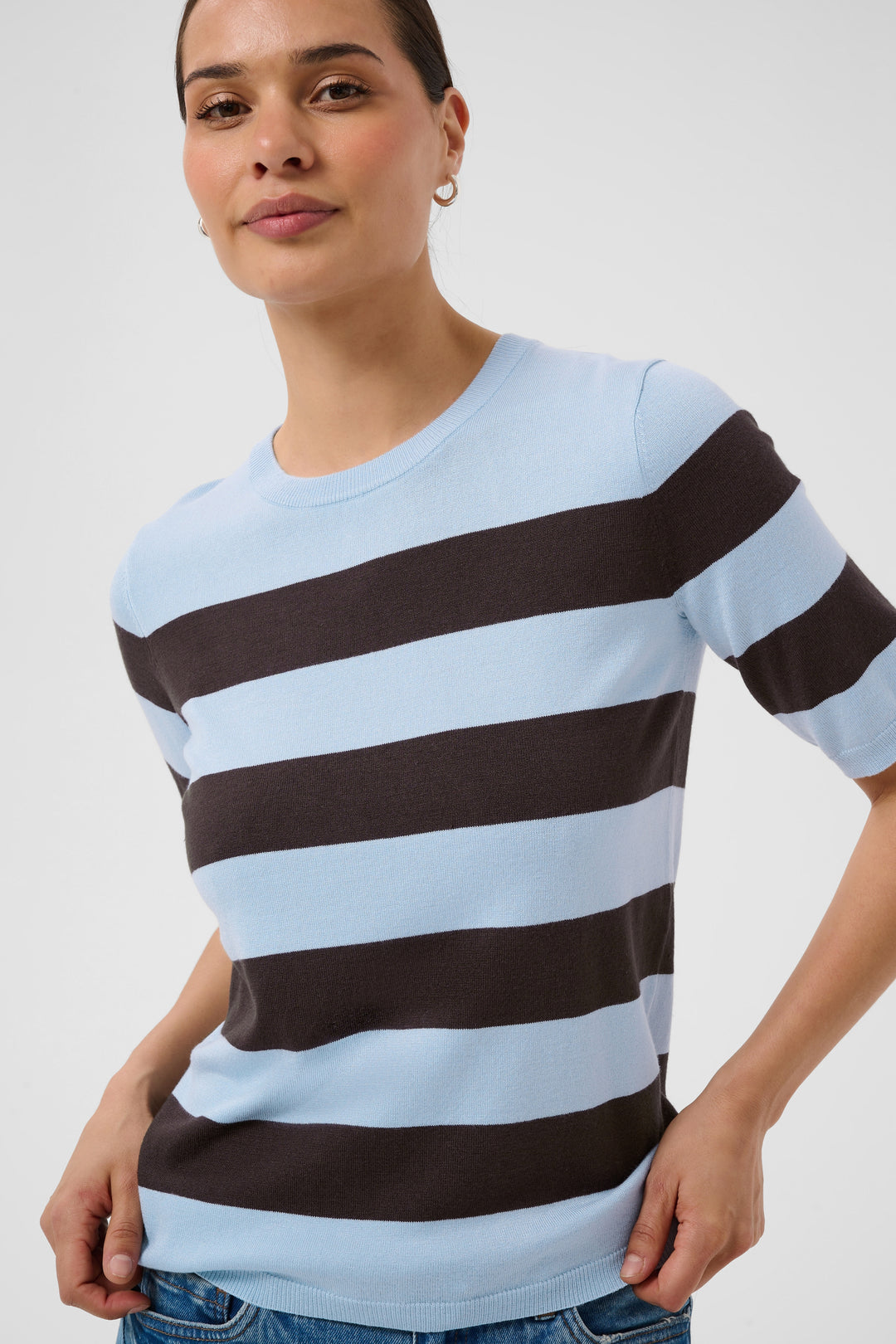 T-shirt en maille Lizza – Indispensable rayé au confort extensible
