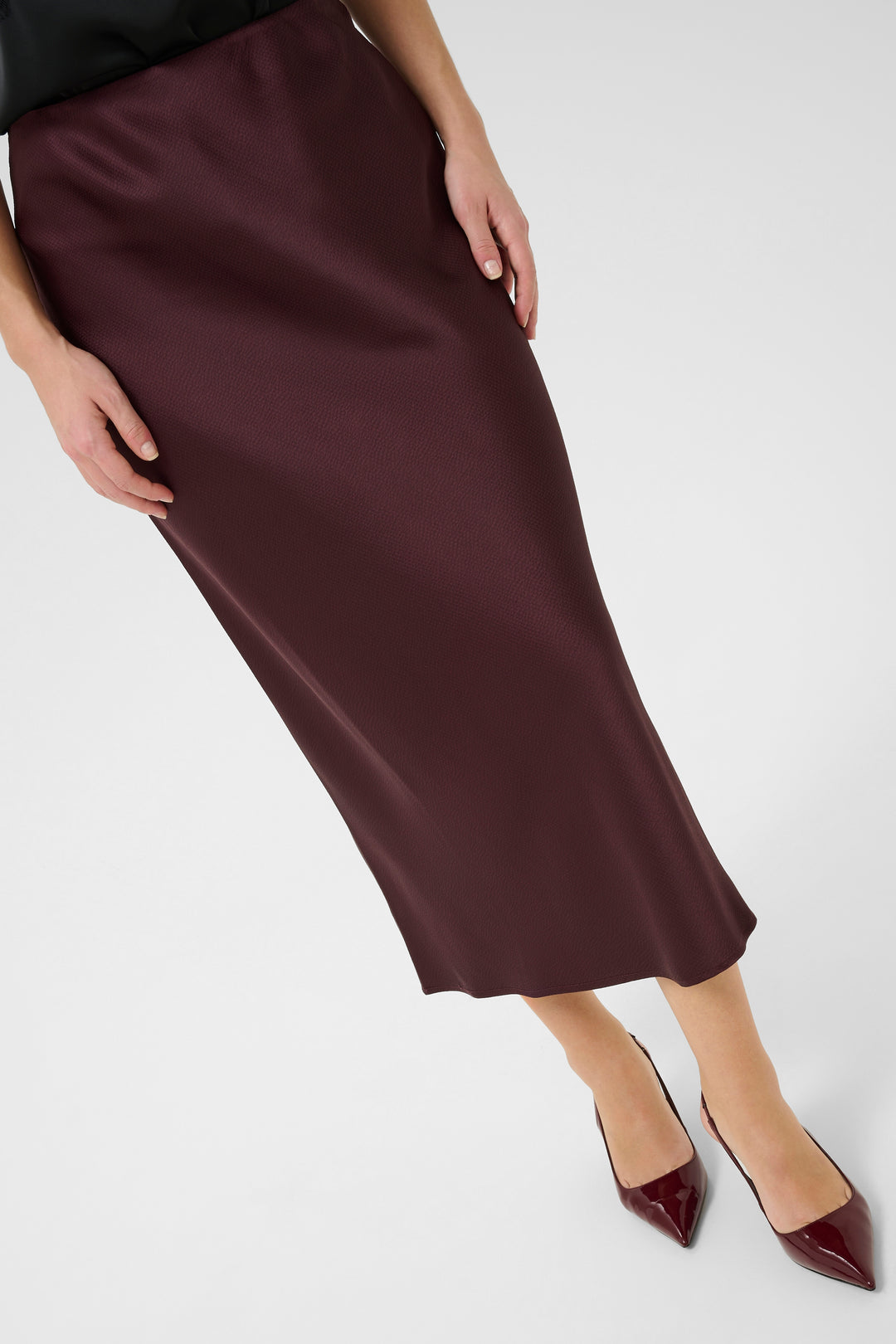 Jupe longue ajustée au fini satiné Lotte - Avec taille élastique invisible