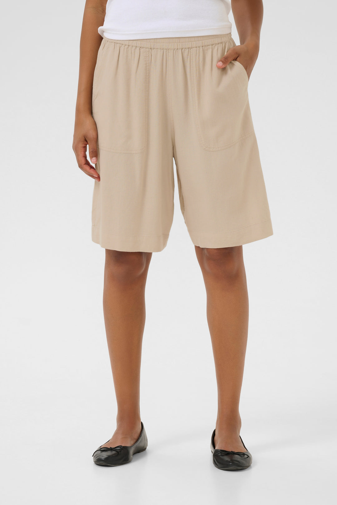 Milia Linen Blend Bermuda Shorts - Comfort and Natural Style