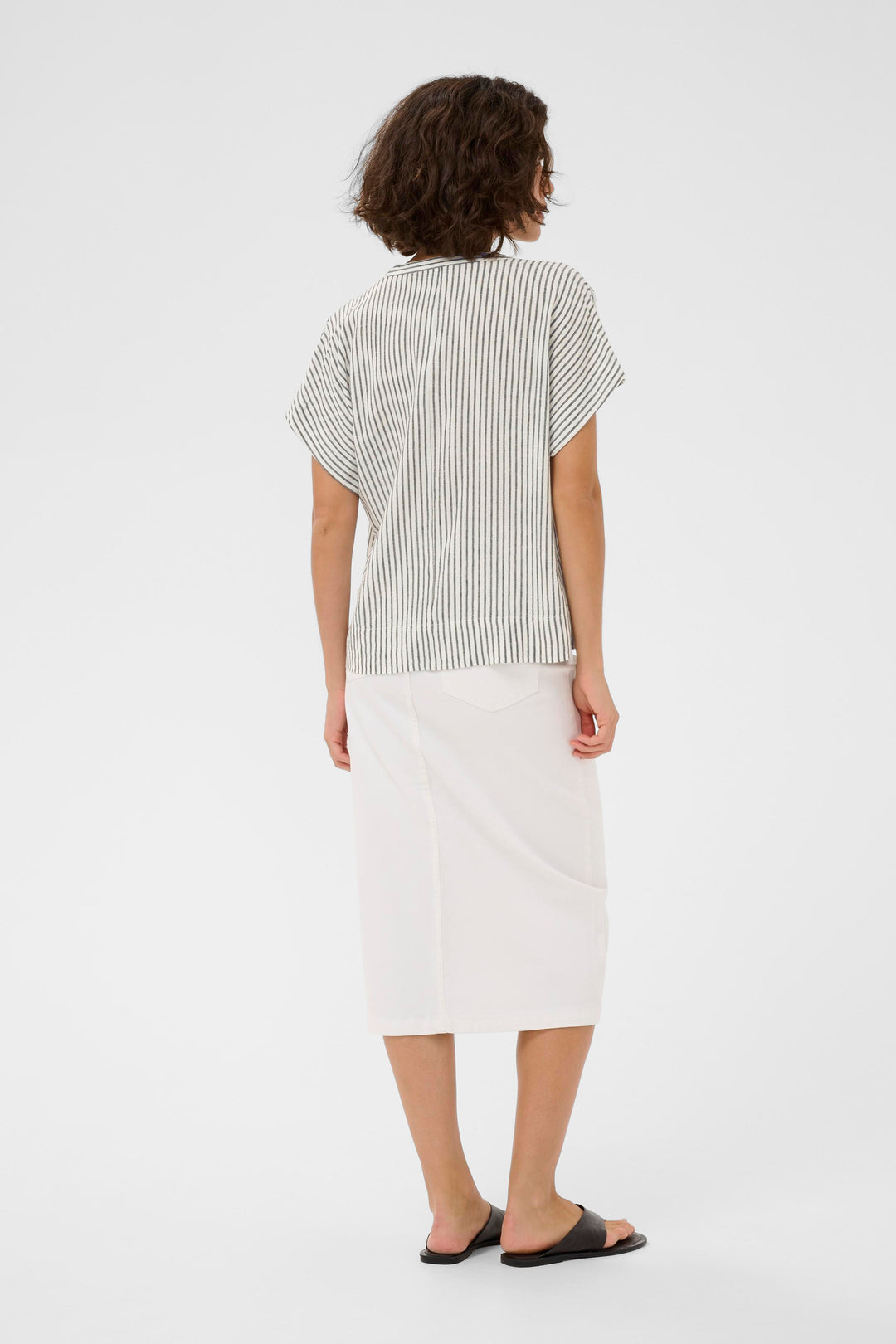 Milia Lightweight Linen Blouse - Loose fit and minimalist style