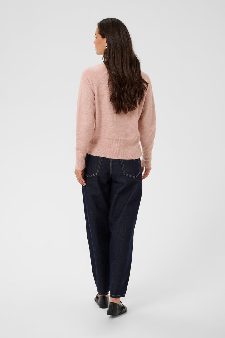 Pull col V moelleux Niel – Tricot doux au style polyvalent