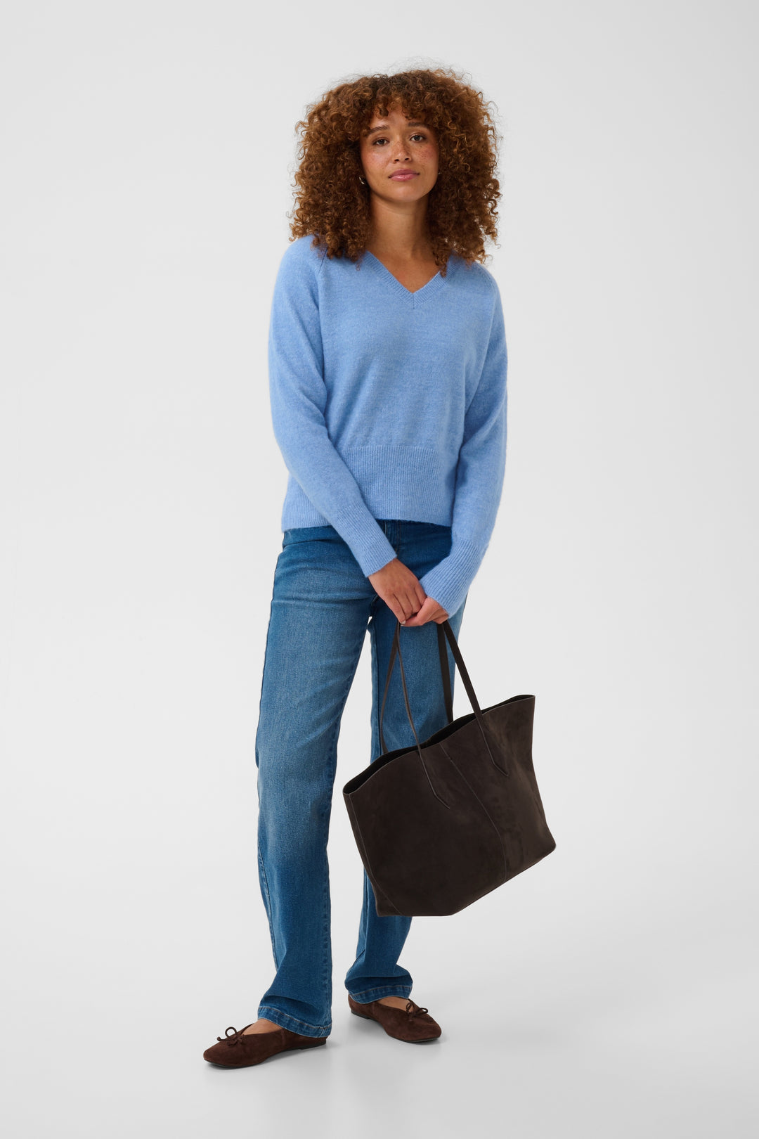 Pull col V moelleux Niel – Tricot doux au style polyvalent