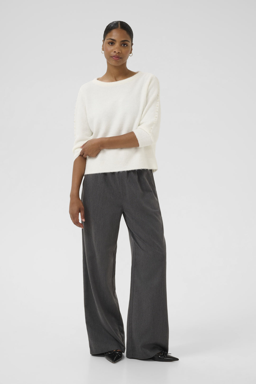 Pull à ornement perlé Betty