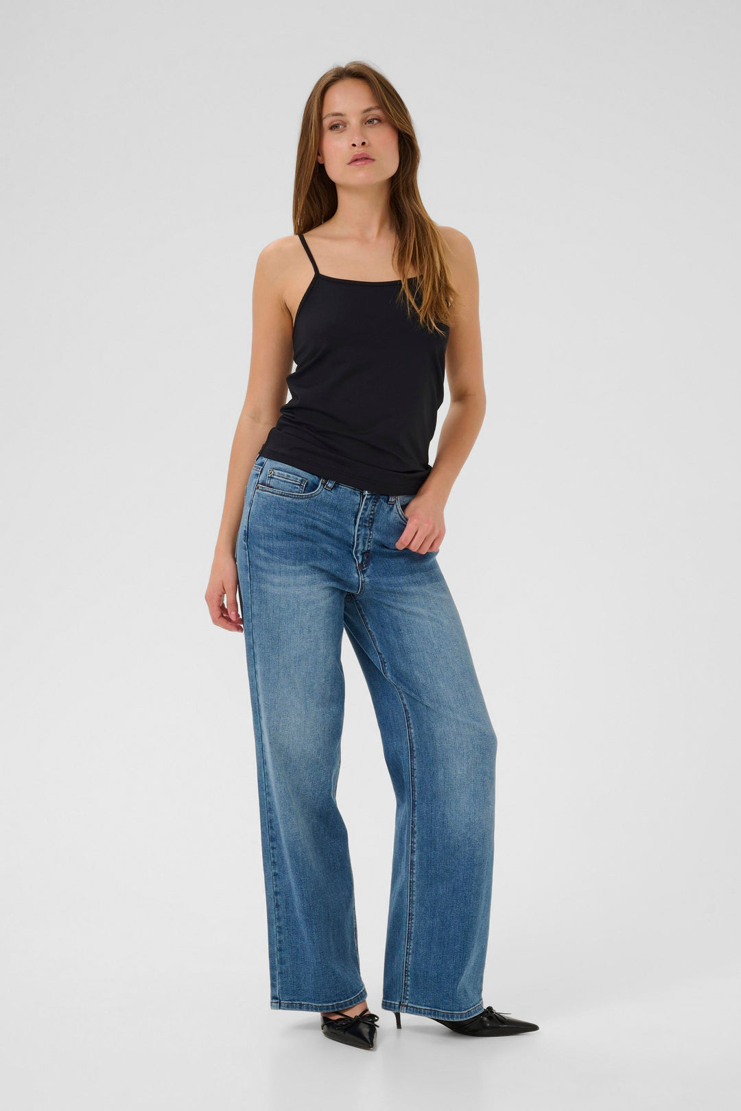 Camisole à fines bretelles Arina - Essentiel ajusté et extensible