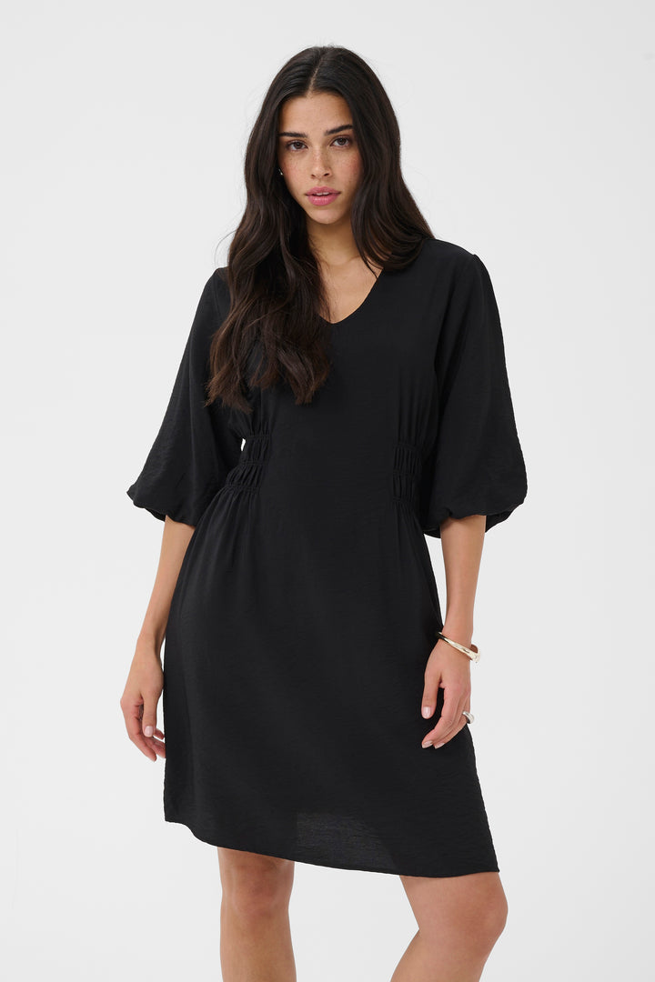 Robe ajustée Neema – Manches bouffantes et viscose écoresponsable