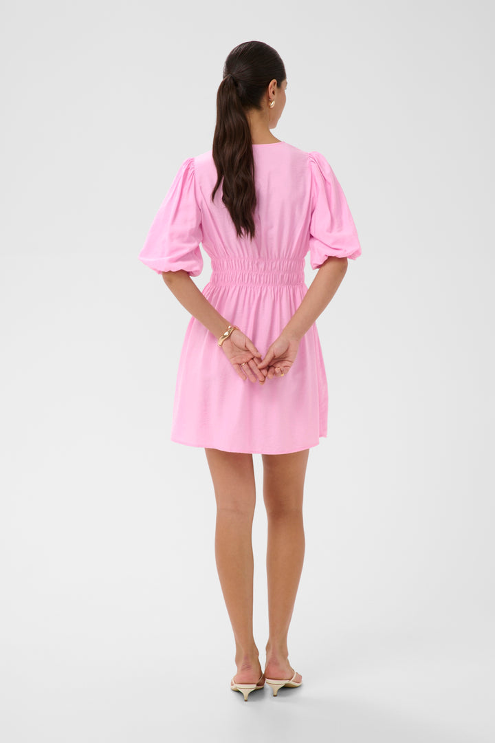 Robe ajustée Neema – Manches bouffantes et viscose écoresponsable