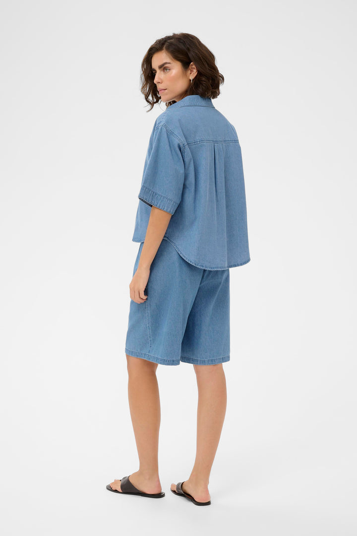 Chemise en denim souple Jade – Manches courtes et 100% coton