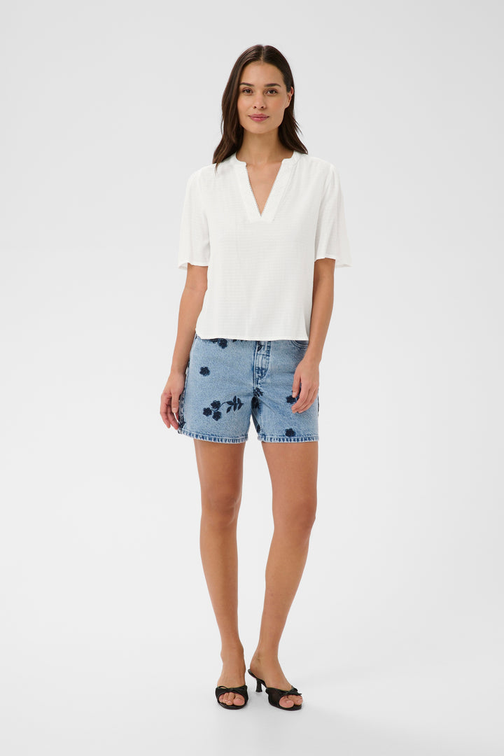 Blouse à manches courtes Gina - Encolure délicate