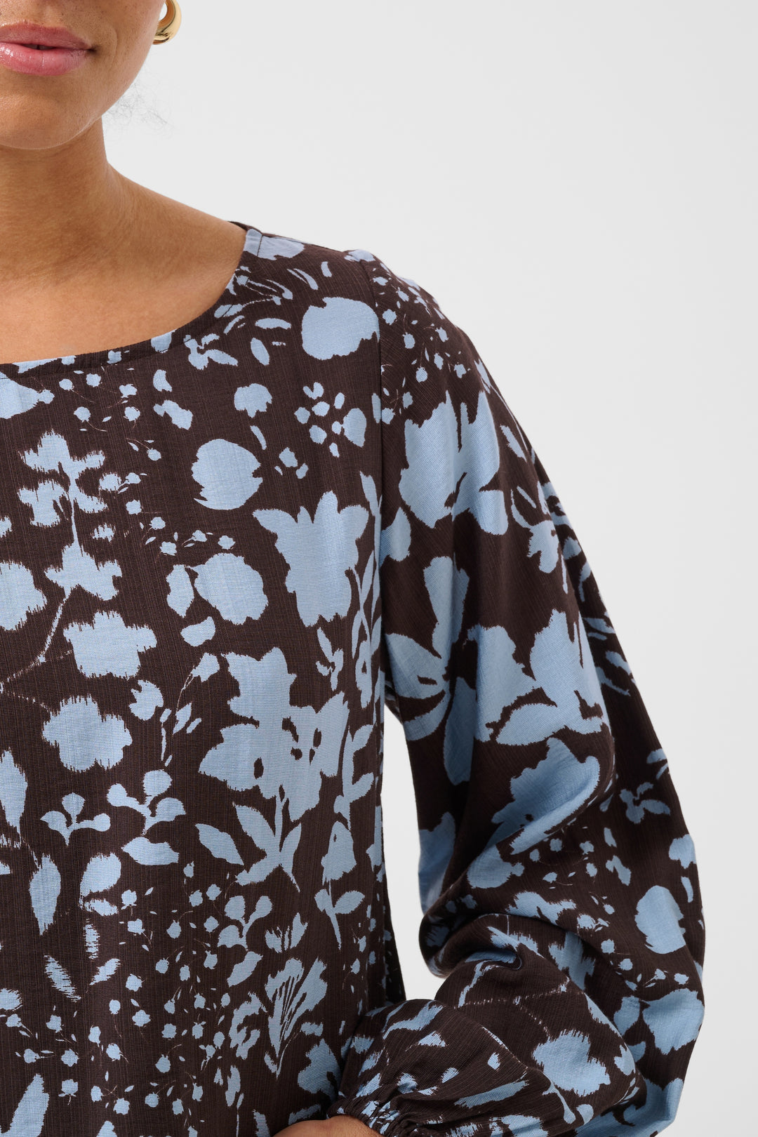 Blouse Nadira - Motif floral avec manches bouffantes