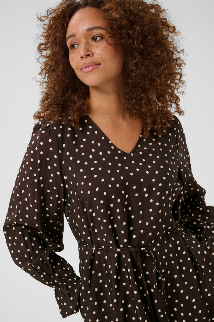 La robe à pois Dotte - À manches longues et ceinture amovible
