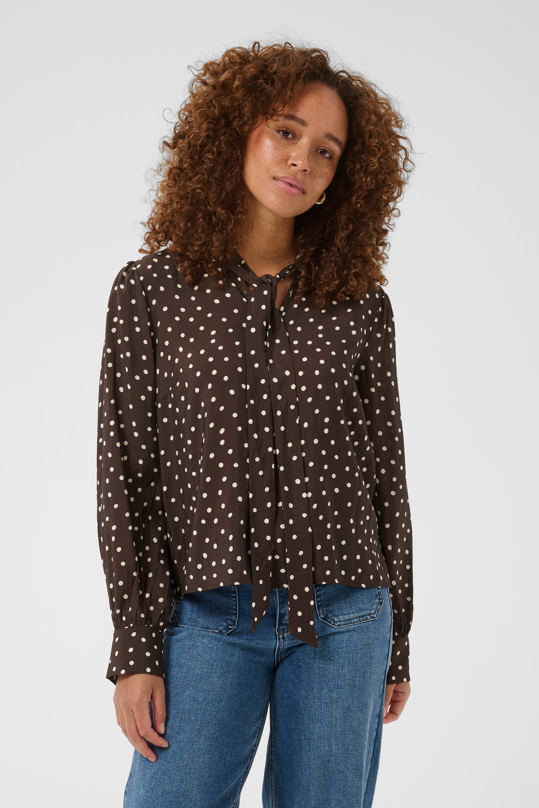 La blouse à pois Dotte - À col noué et manches longues