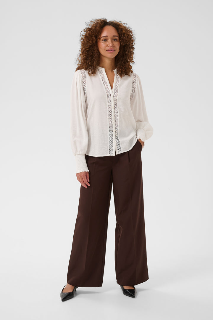 Blouse à manches longues Delia - Détails de dentelle