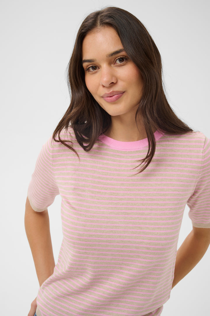 Pull à fines rayures Lizza - Silhouette épurée et confort quotidien