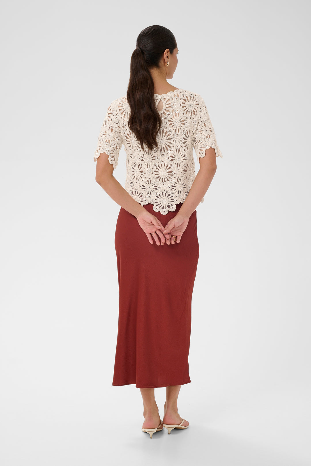 Chandail en crochet fleuri Callista – 100% coton