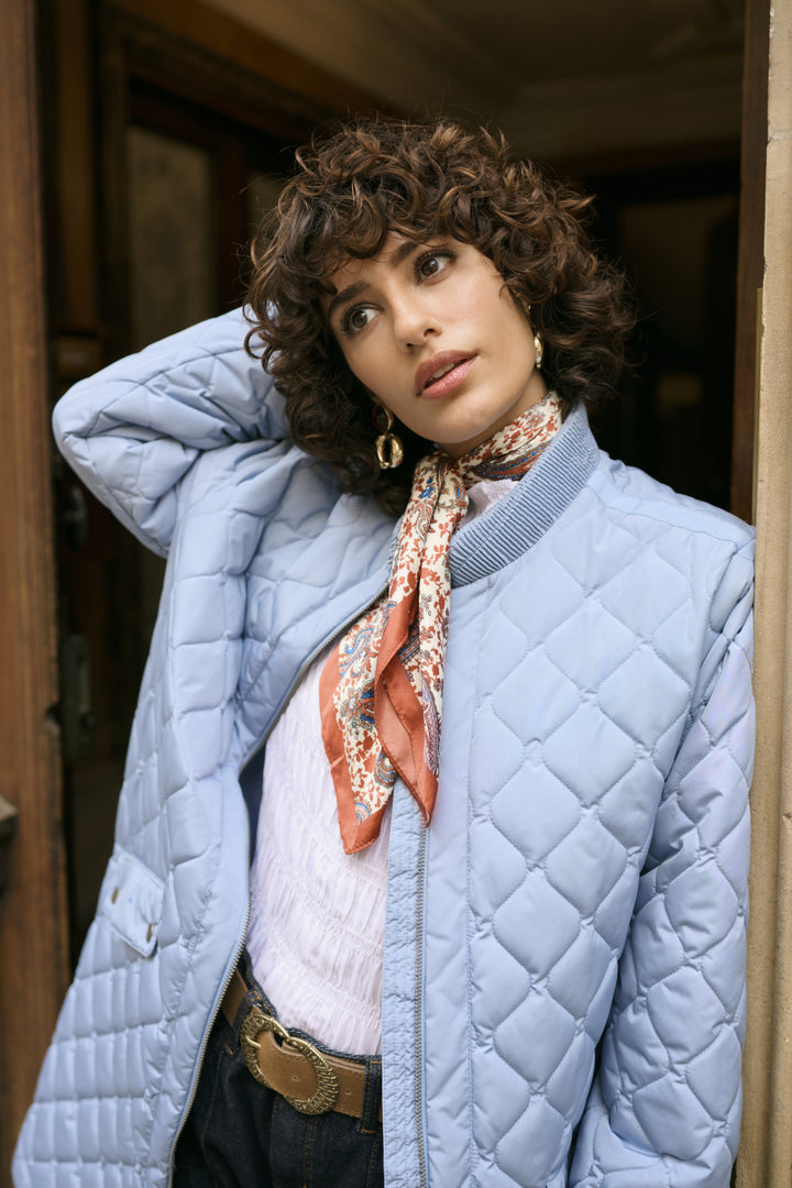 Arwen quilted coat with clip pockets - Stand-up collar