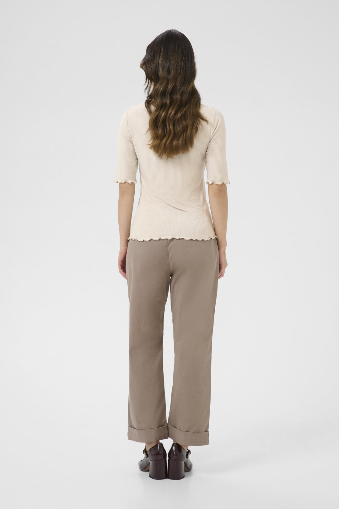 Chandail à bords ondoyants façon volutes Ribba