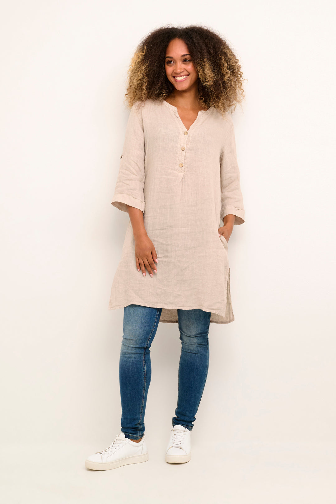 Robe en pur lin Bellis - Coupe droite et manches ajustables