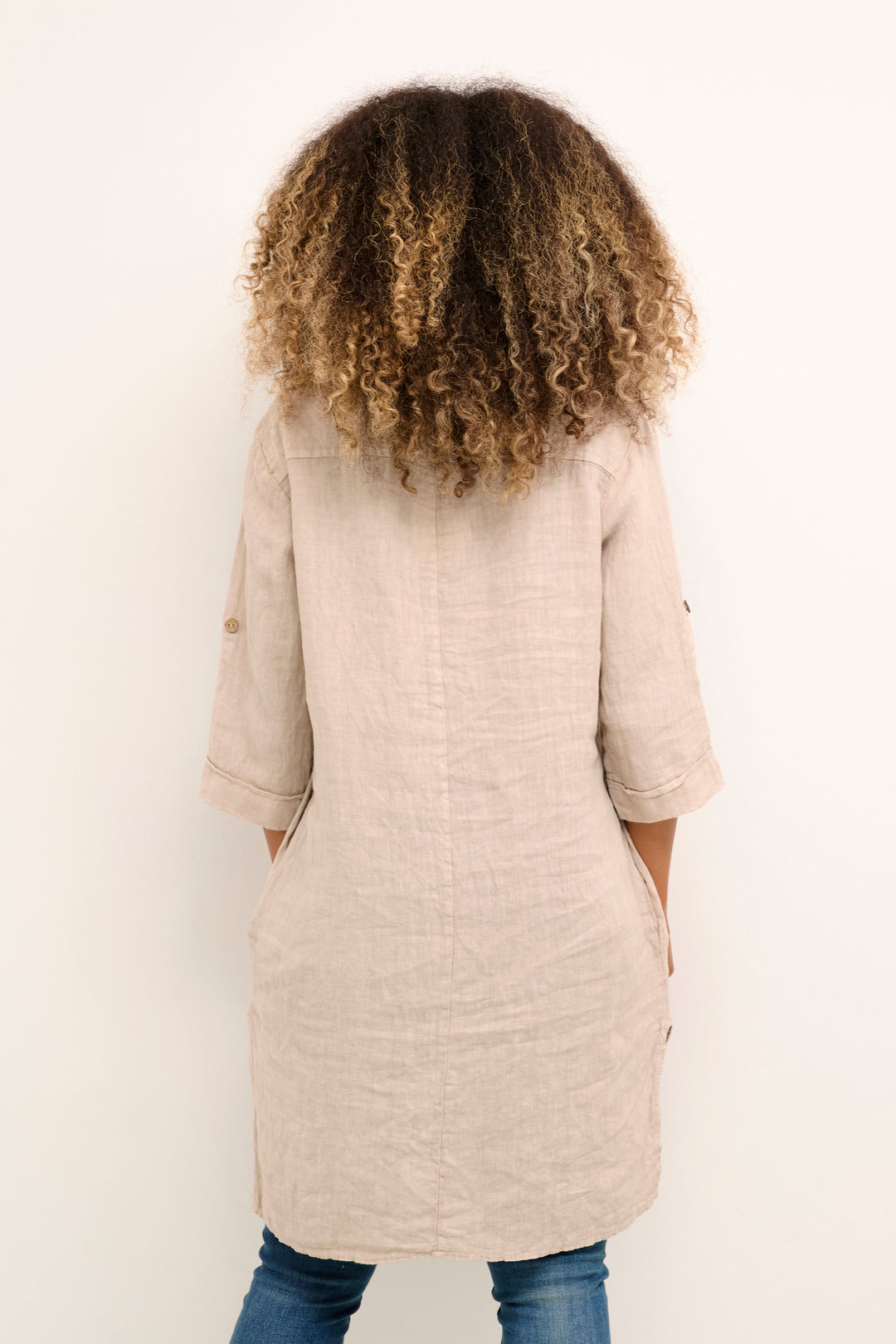 Robe en pur lin Bellis - Coupe droite et manches ajustables