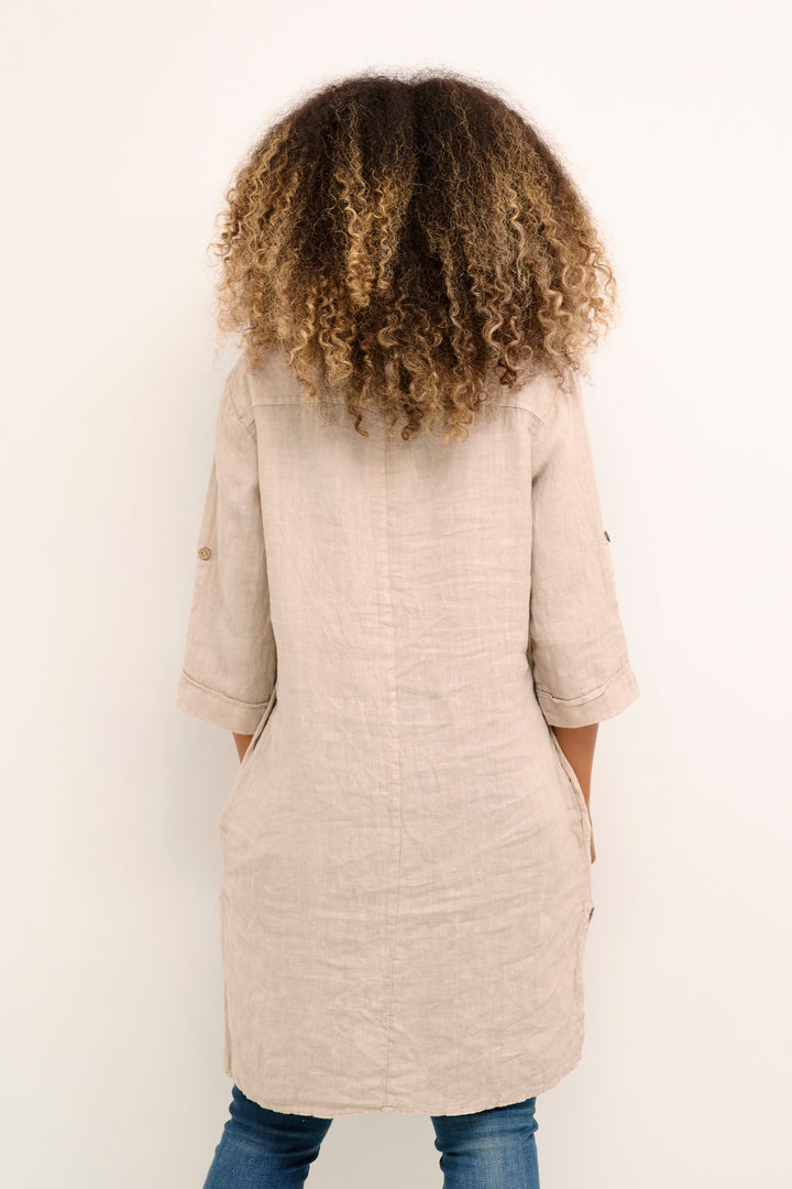 Robe en pur lin Bellis - Coupe droite et manches ajustables