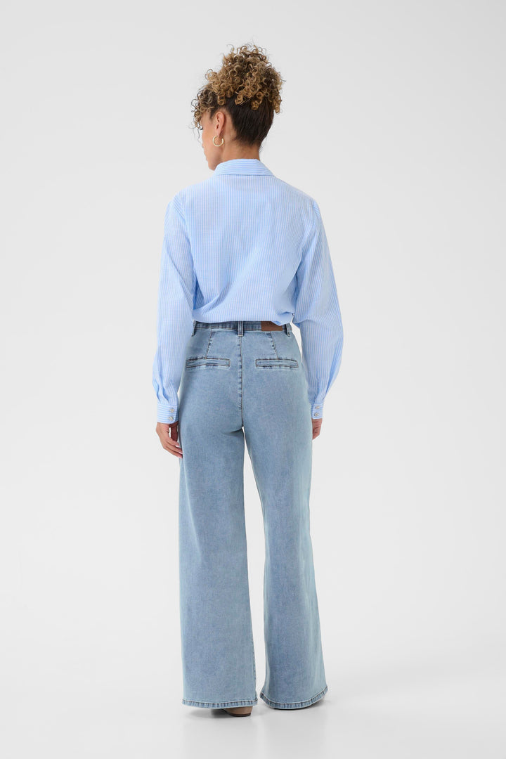 Jeans à jambes évasées Visti - Denim extensible et fluide