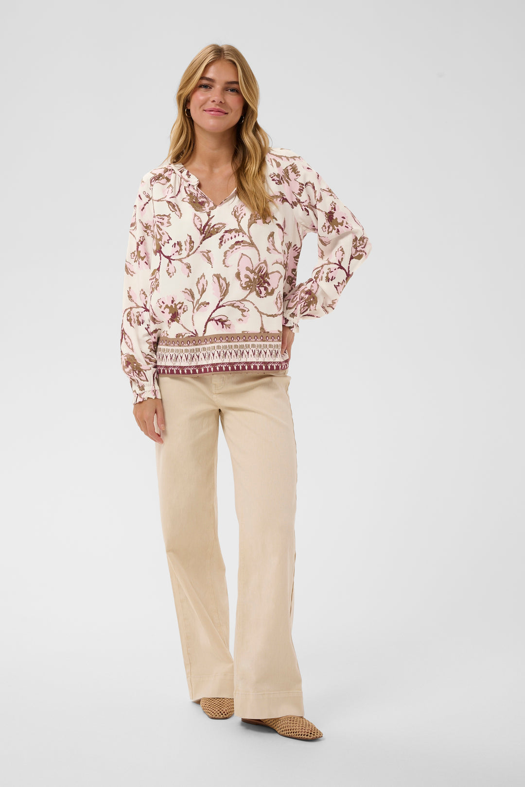 Blouse bohème Tiah - Manches longues à fleurs roses