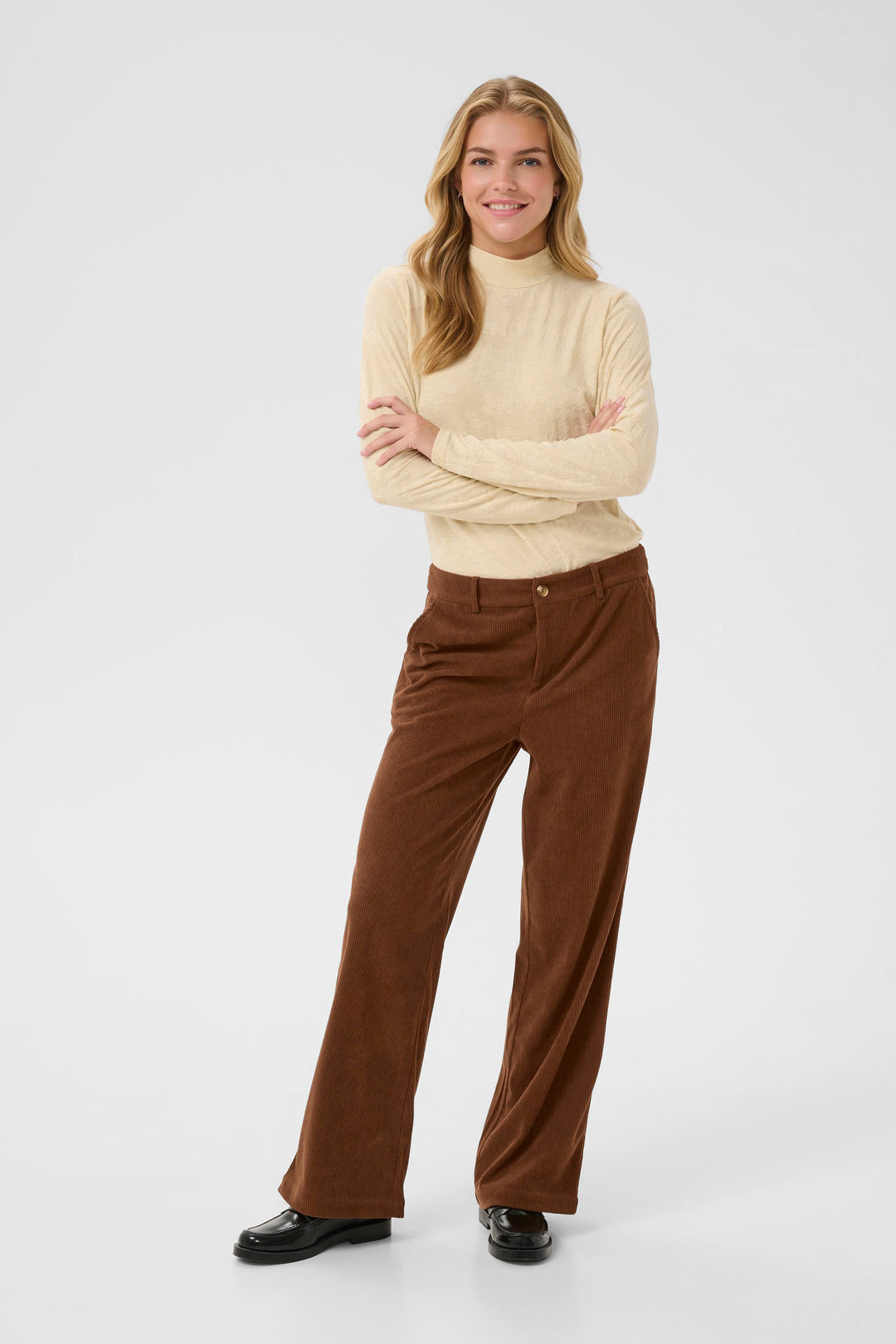 Pantalons ample en corduroy Kanna