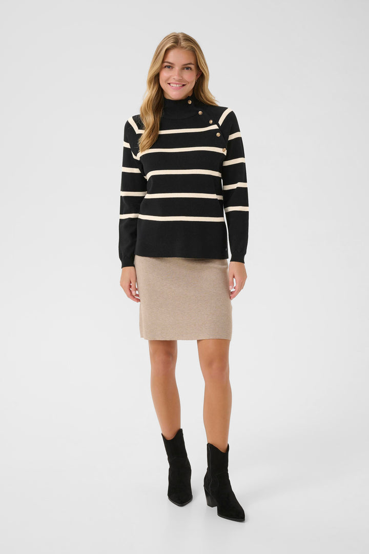 Chandail asymétrique avec boutons sur l’épaule Dela - En tricot de viscose écoresponsable