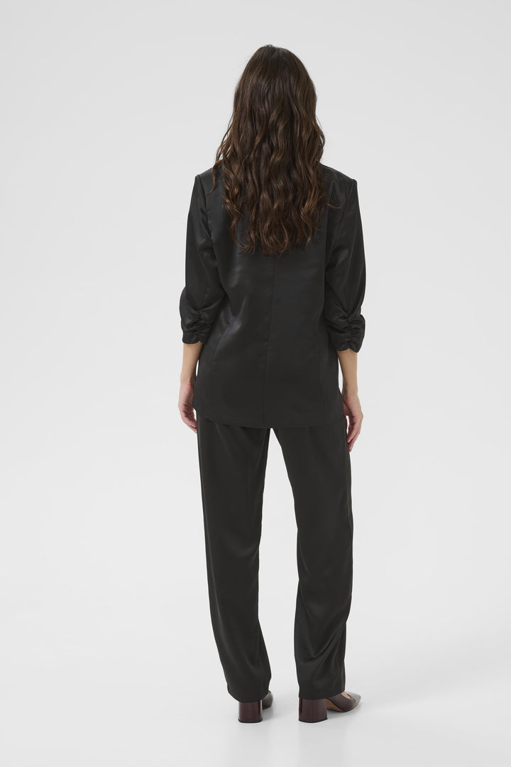 Veston satiné à manches trois-quarts Cocamina