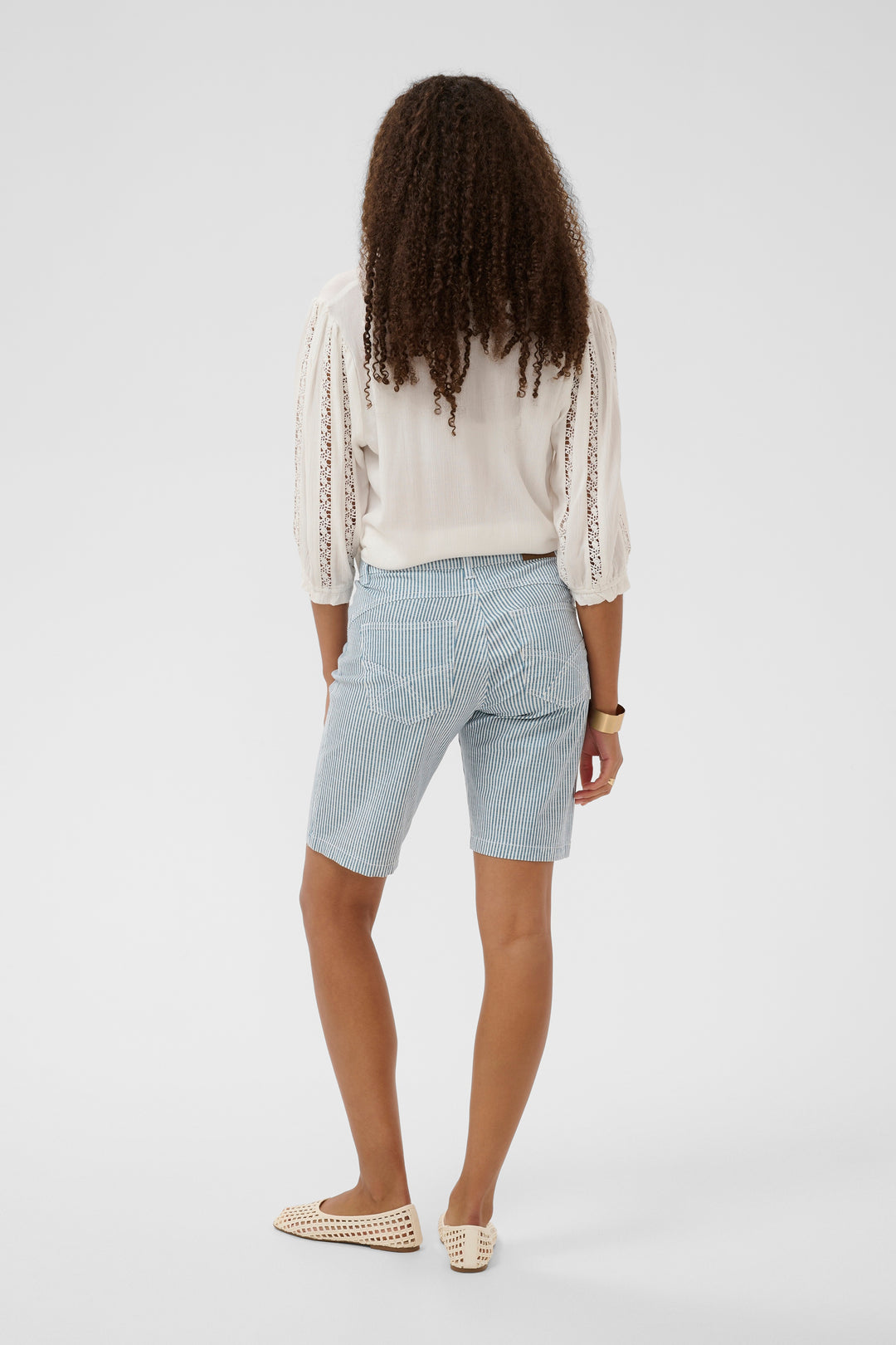Short ajusté en coton extensible Berta - Coupe droite structurée CocoFit