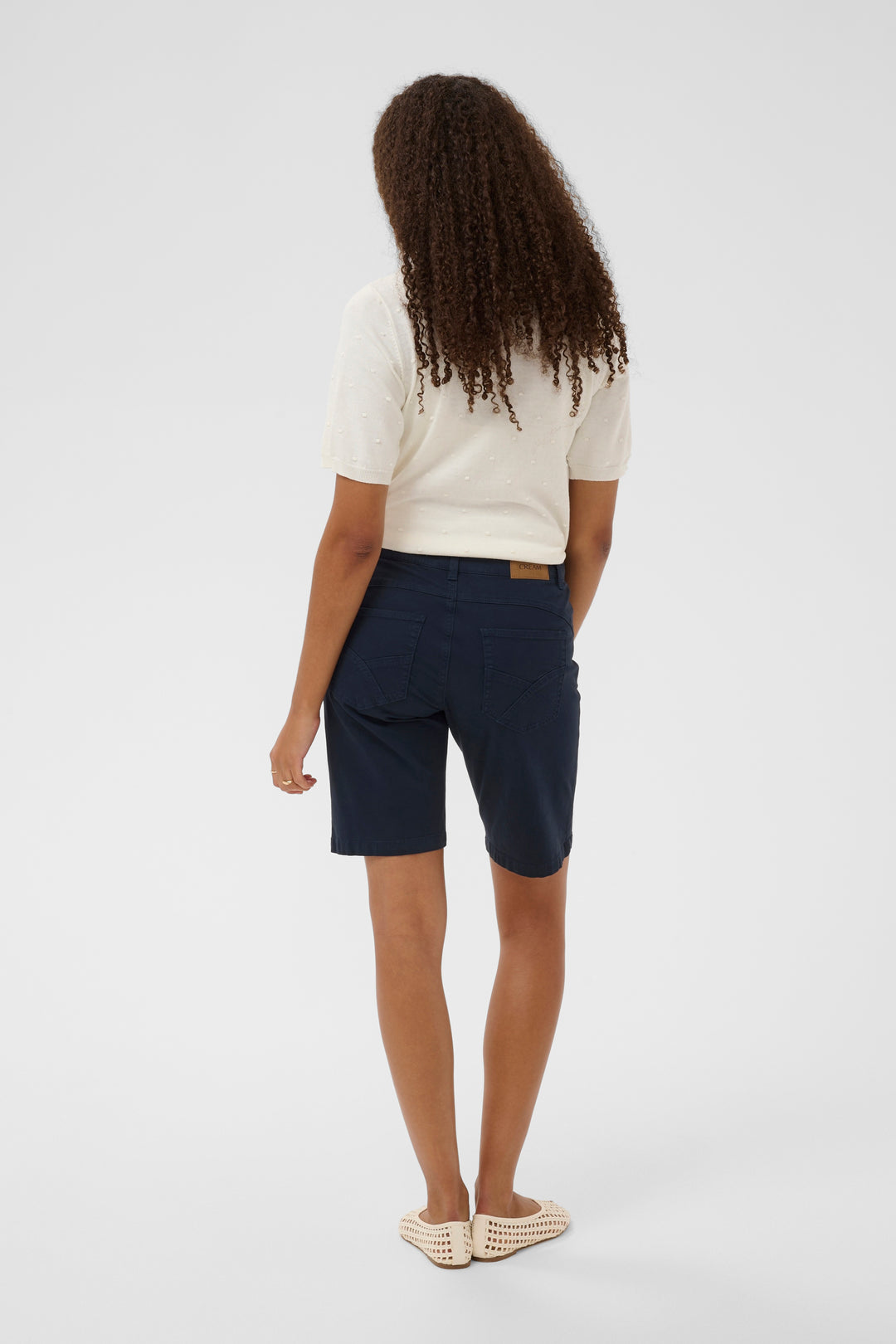 Short ajusté en coton extensible Berta - Coupe droite structurée CocoFit