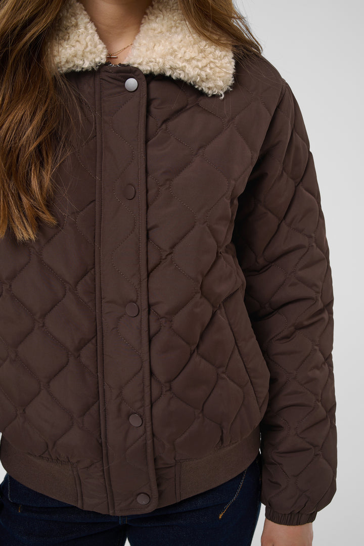 Manteau matelassé Arwen - Au col en sherpa contrastant