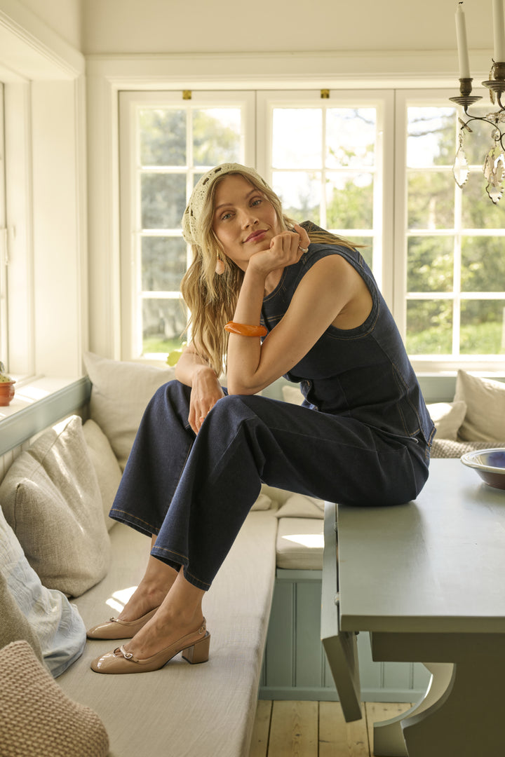 Pantalon avec boutons décoratifs Visti - En denim à jambe large et taille haute