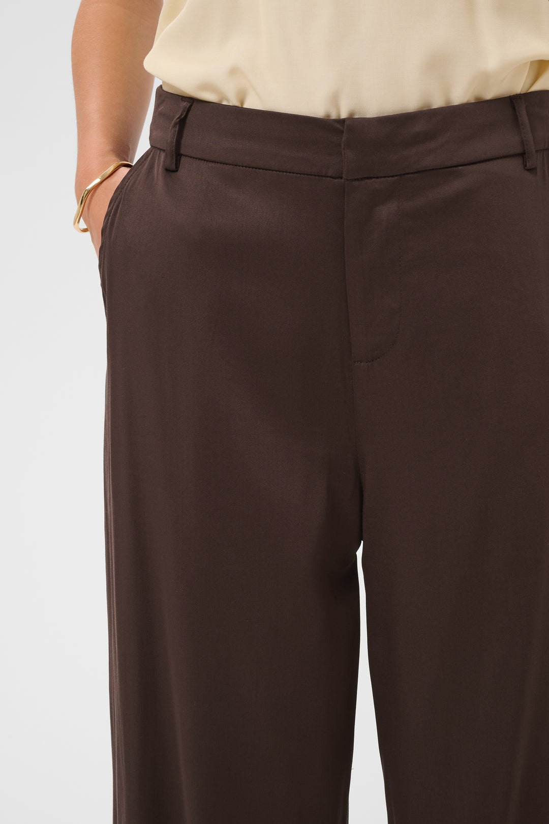 Pantalon long Thelma - Avec fini satiné et jambes amples