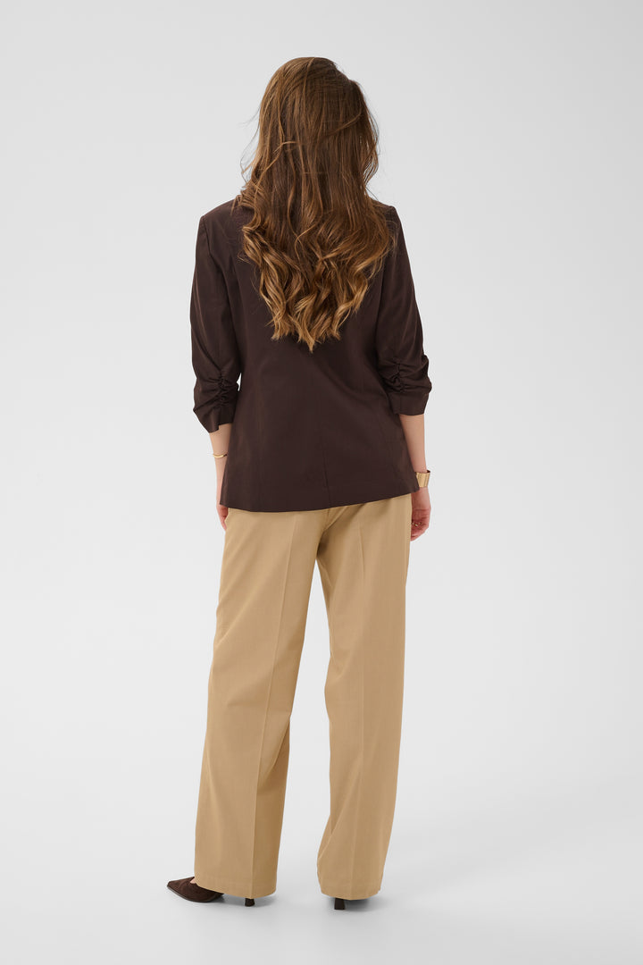 Veste style blazer Gia - Manches 3/4 avec fermeture à bouton unique
