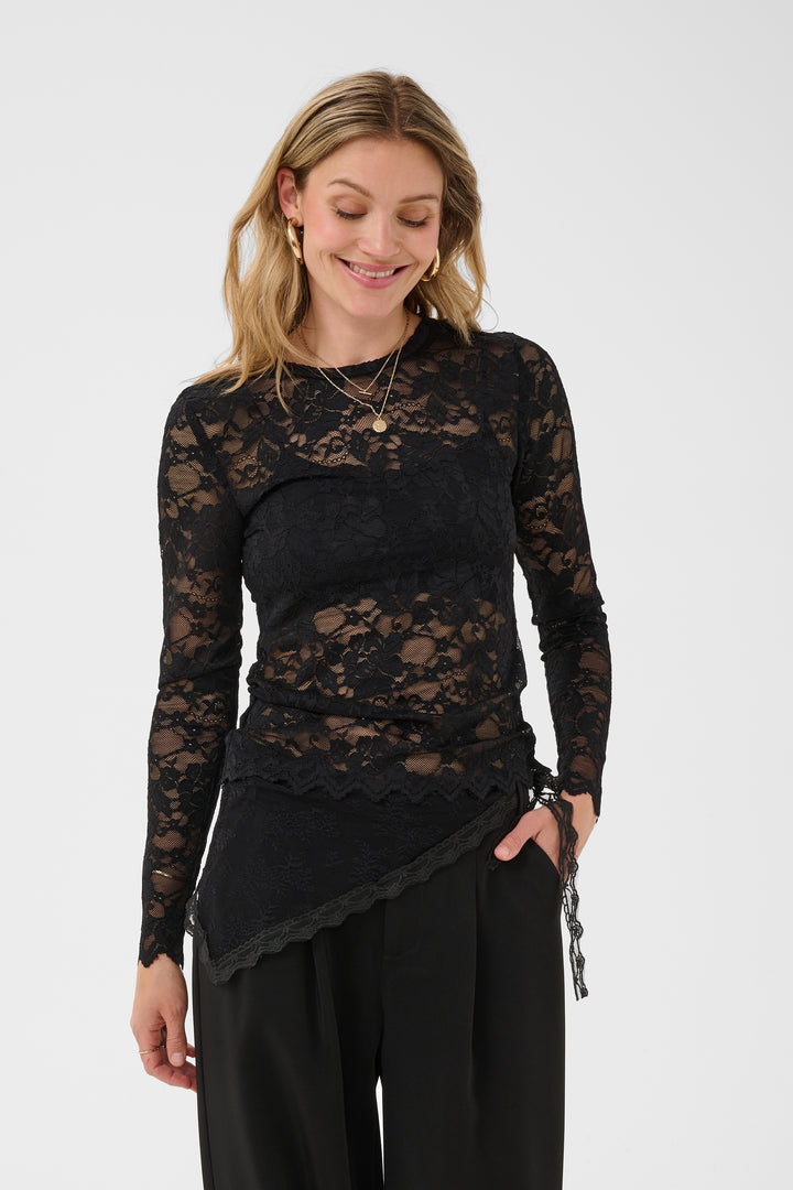 Blouse en dentelle Pitia - À manches longues et motifs floraux