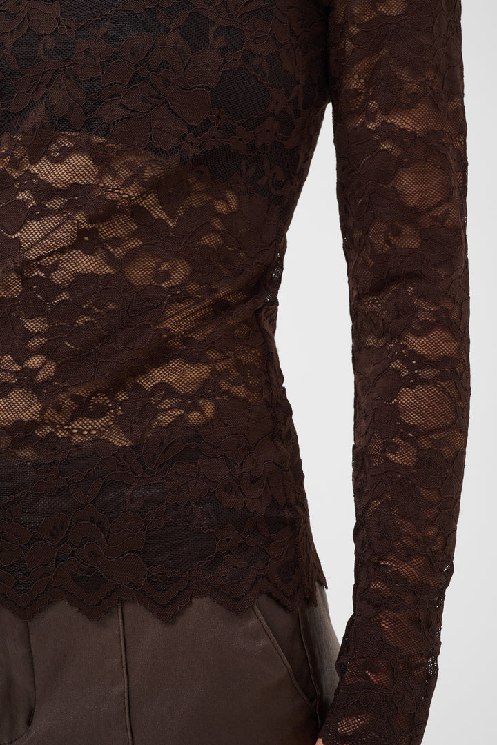 Blouse en dentelle Pitia - À manches longues et motifs floraux