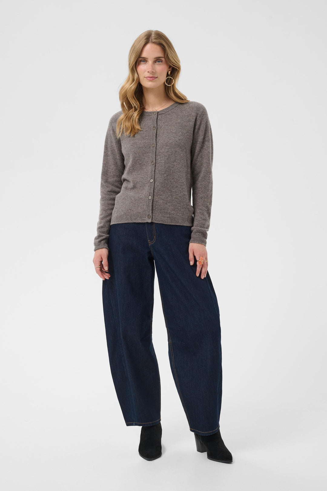 Cardigan en tricot de pure laine Mel - Court avec encolure ronde