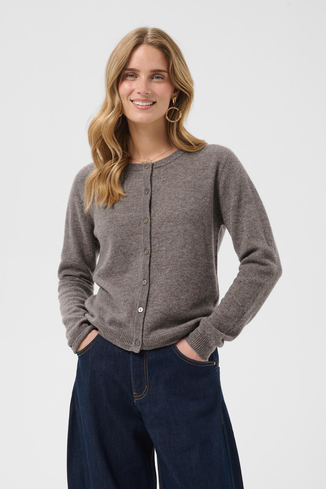 Cardigan en tricot de pure laine Mel - Court avec encolure ronde