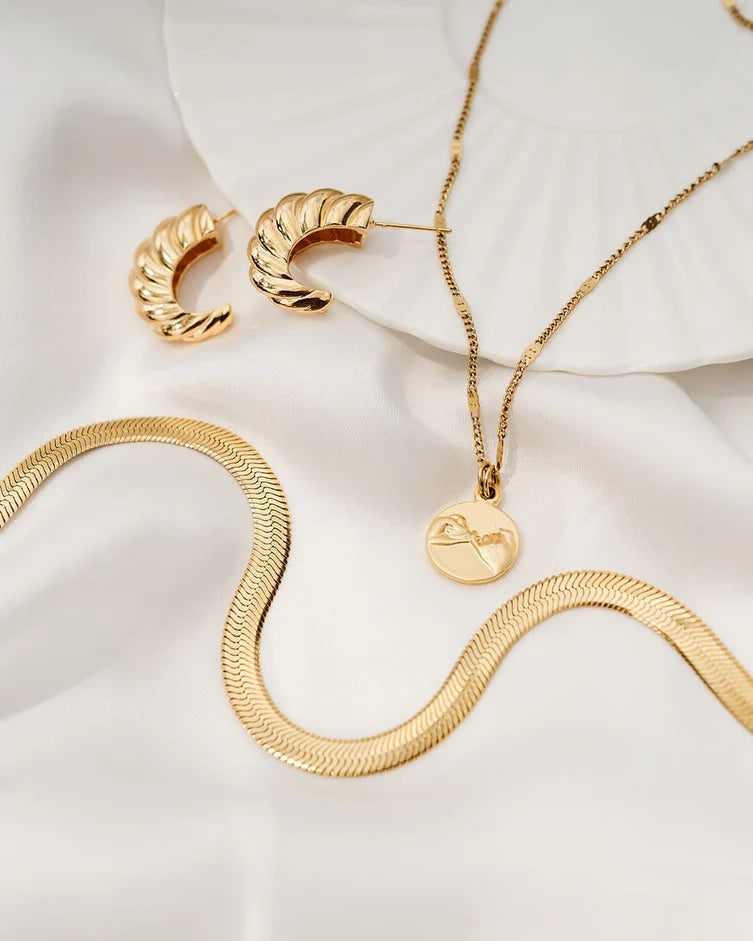 Collier à chaîne serpent large Cobra - En acier inoxydable de 6 mm fini or 18K