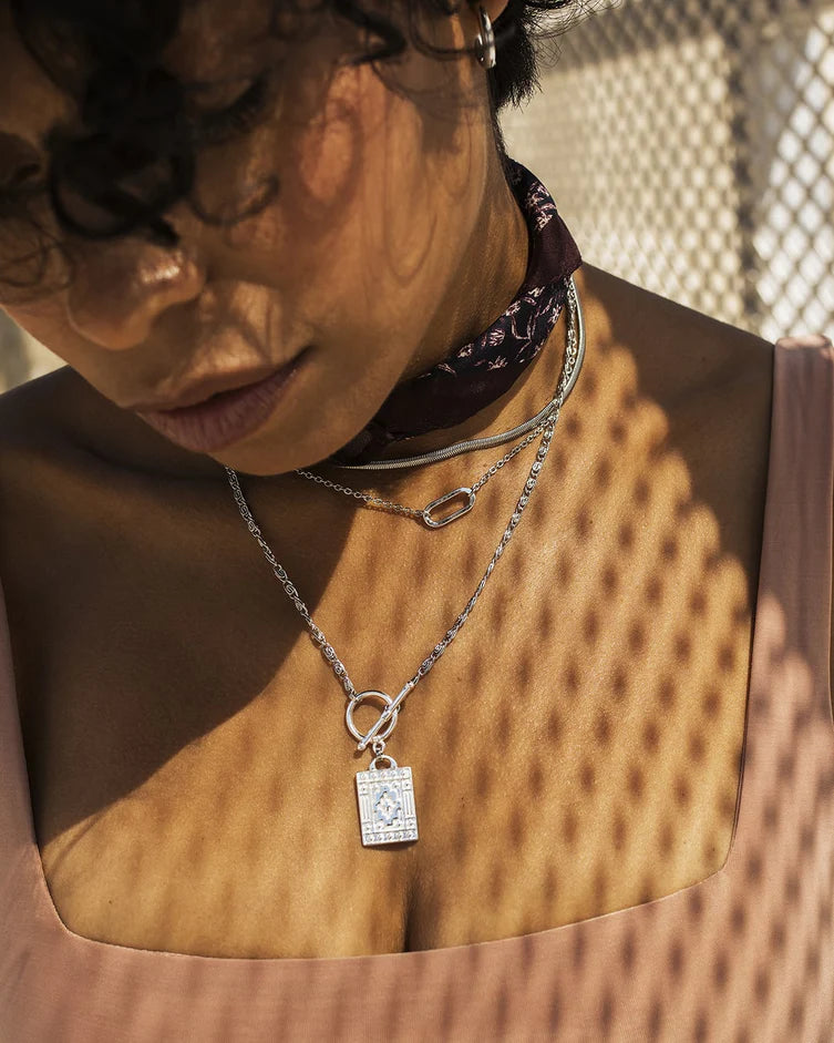 Collier à chaîne serpent Snake - Ras-du-cou fluide en acier inoxydable fini argent