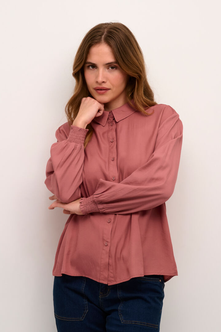Chemise classique satinée